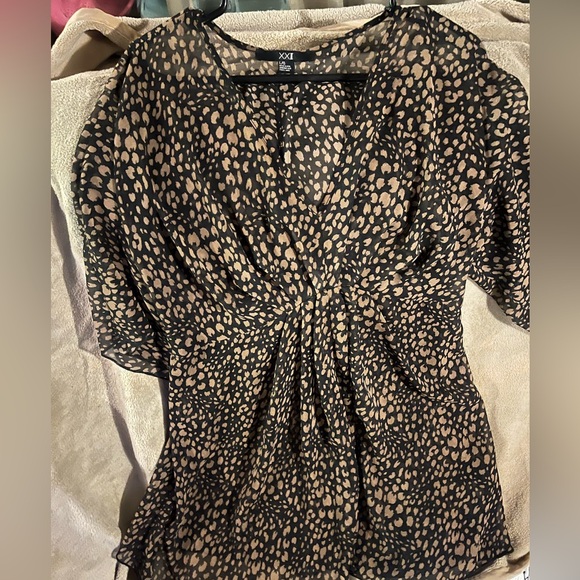 2010s forever 21 beach cover up - Picture 3 of 5